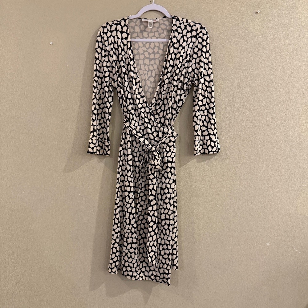 Diane von Furstenberg DVF Julian Silk Jersey Wrap Dress 12 Black Stone Grid - Picture 2 of 12